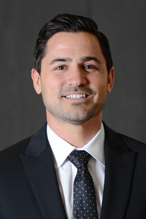 Head Coach Chris Victor